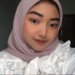 emira nourania profile icon