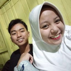 Indah Setiani profile icon