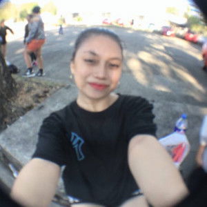 Daniella Manlapaz profile icon