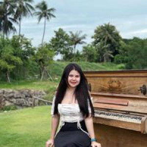 ปาริฉัตร สีสว่าง profile icon