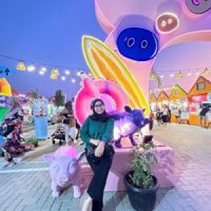 Mira NomNom profile icon