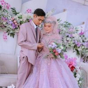 Ayu Risni Azizah profile icon