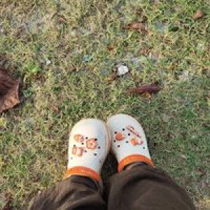 Mon Naruemon profile icon