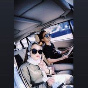 Siti Humaeroh profile icon