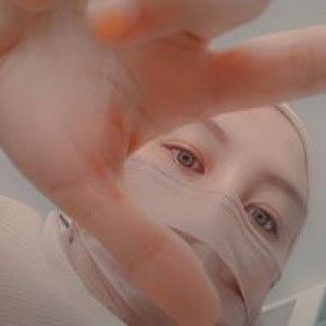 Ain Love Qalesya profile icon