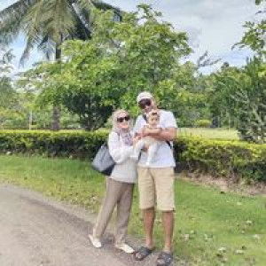 Fyna Rufina Binting profile icon