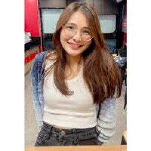 Charlotte Ashley profile icon