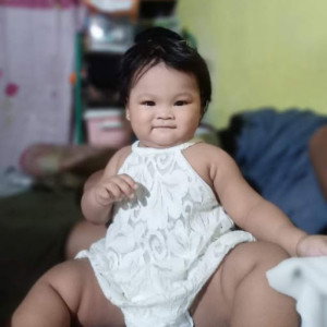 Emmie Esteban profile icon