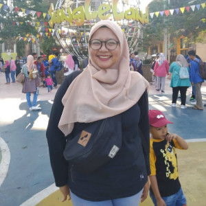 Novita Ari Kustanti profile icon