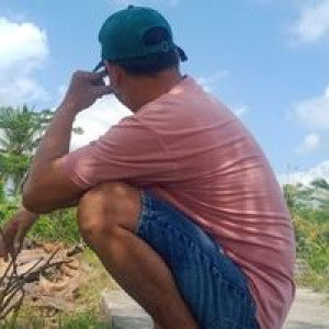 Miftakhul Lena Nurul Arini profile icon