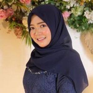 Arin Munfariqoh profile icon