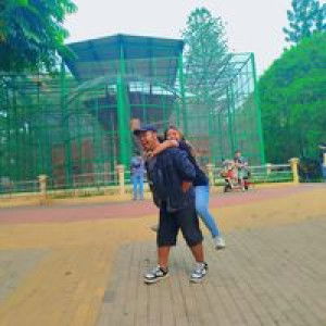 Risma Wati profile icon