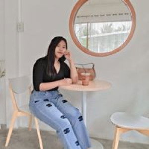 Peach Pichnaree profile icon