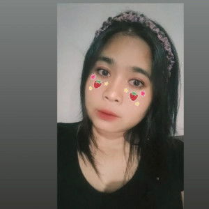 luluh ayu profile icon