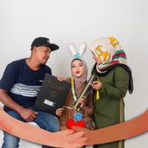 Miki Astrianti profile icon