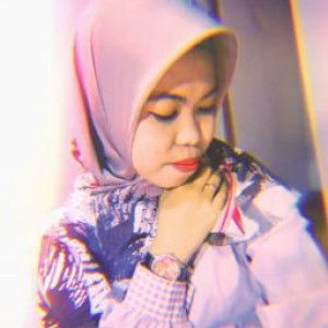 Sri Rahayu profile icon