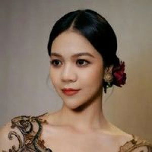 Putri Larasati profile icon