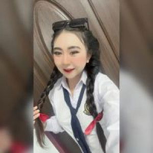 Thasanee Lomsungnoen profile icon