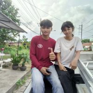 น้ำหนึ่ง. profile icon