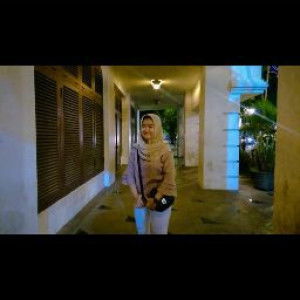 Aprilia Indah Nur Aini profile icon