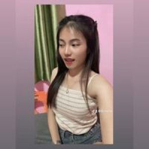 พลอย พลอย profile icon