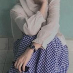 Julia Larasanti profile icon