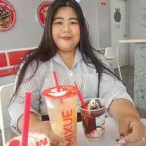 นุสรา จันทร์ไพโรจน์ profile icon