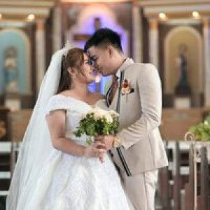 RomyLaizza Agustin Anca profile icon