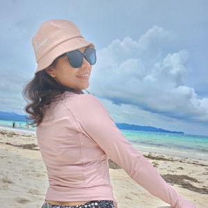 Andrea Natalaray profile icon