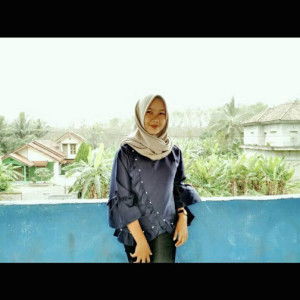 Emilia sari profile icon