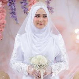 Diah Khairunnisa profile icon