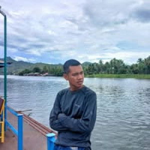 Tew Ampol profile icon