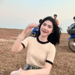 Paploy Panisara profile icon