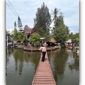 Reni Angri profile icon