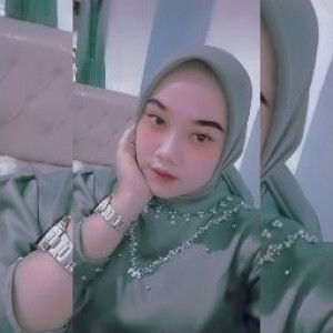 Yenni Wahyuni profile icon