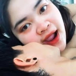 พลอย' เฟ่ profile icon