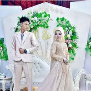 Santi Anah profile icon