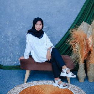 Nur Vitriana Lestari profile icon