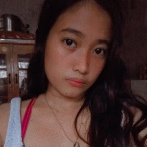 Ella Solis profile icon