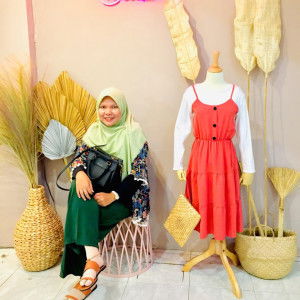 Ayu Sekar Rini profile icon