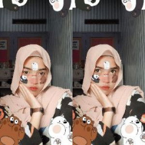 Putri Devina profile icon