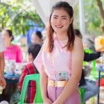 ใบหม่อน 'นนนน profile icon