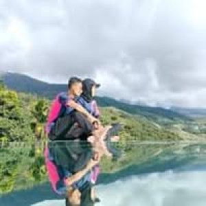 Cik Nur profile icon