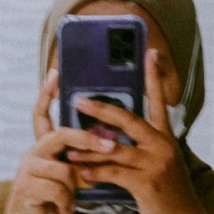 Qurrotul Aini profile icon