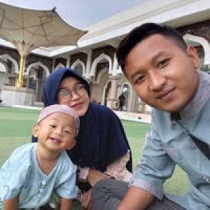 Sri Rahmawati profile icon