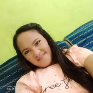 Putri Latief profile icon
