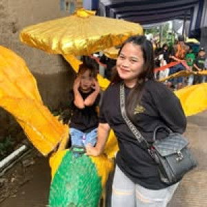 Saskia Rinzanie profile icon