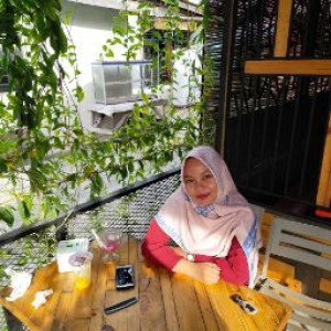 Ninik Hardianti profile icon