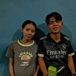 Emily Ahjang profile icon