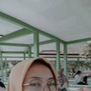 Putri Melani profile icon